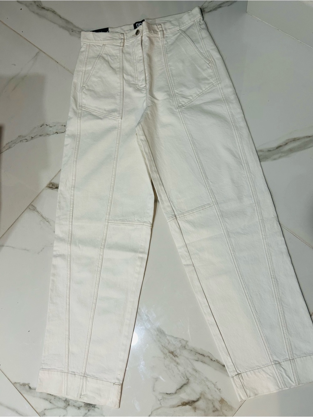 NWT Dee Ocleppo White Stone Wash High-Waist Straight leg Comfort Stretch Sise 10